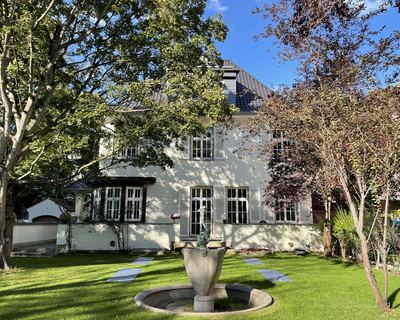 Die Villa Wasserturm in Worms, Blick aus dem Garten
